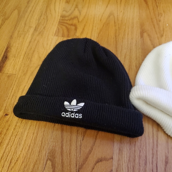 Adidas Beanies - Picture 11 of 12
